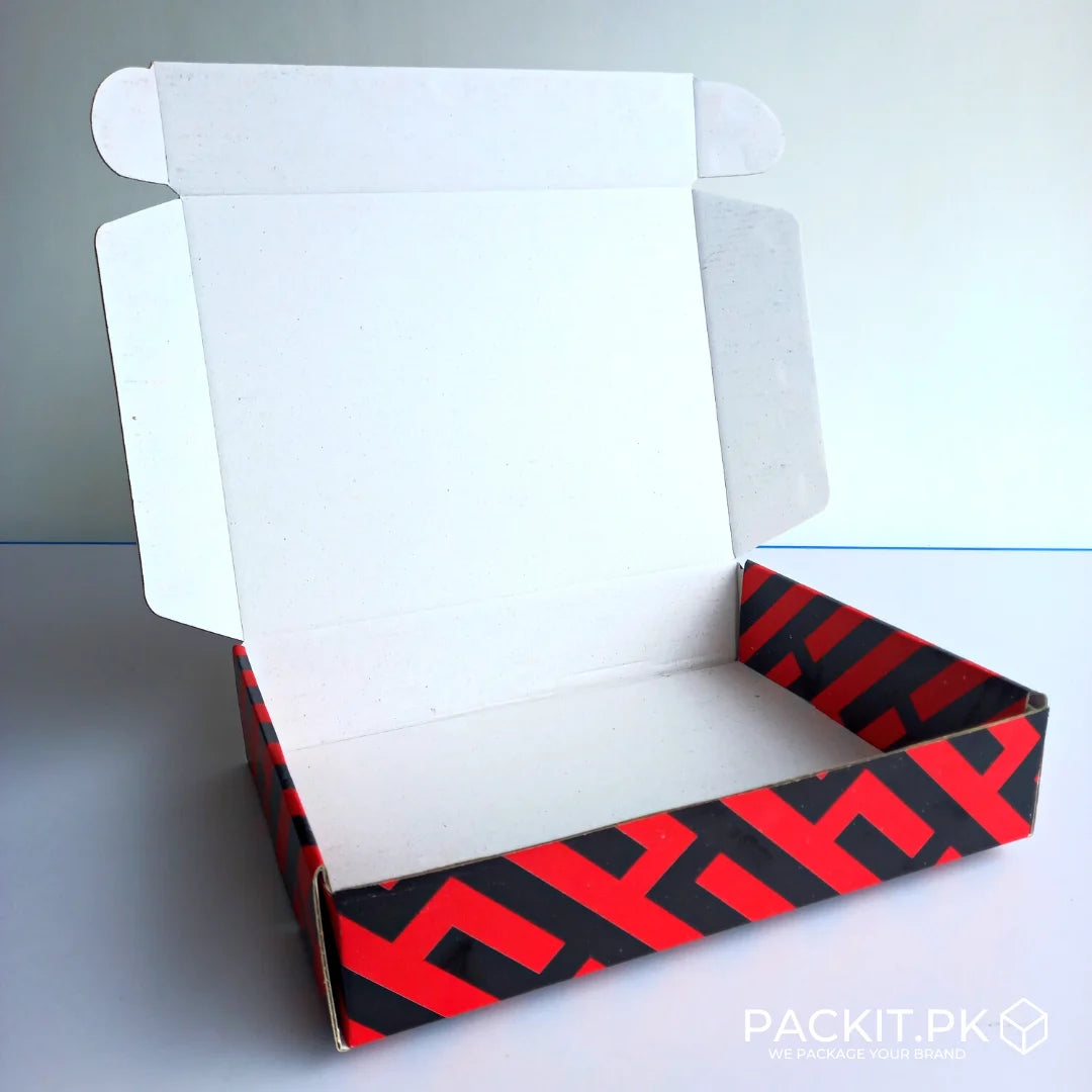 pink-black-stripes-jewellery-cosmetics-ecommerce-packaging-mailer-carton-boxes-lahore-karachi-islamabad-buy-business-packing-boxes-Pakistan